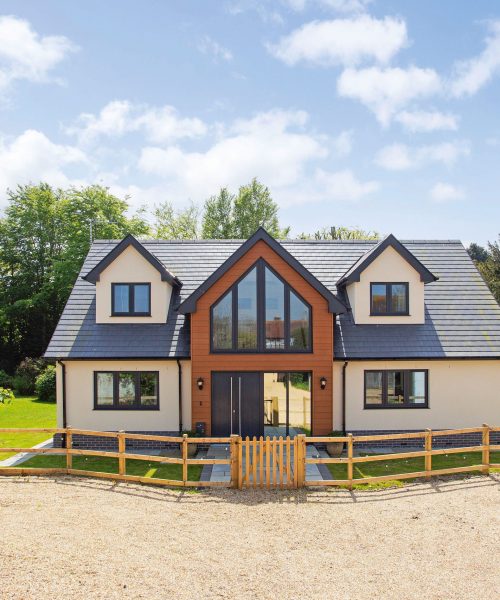 Leonard & Yvonne Rose for their stunning package home